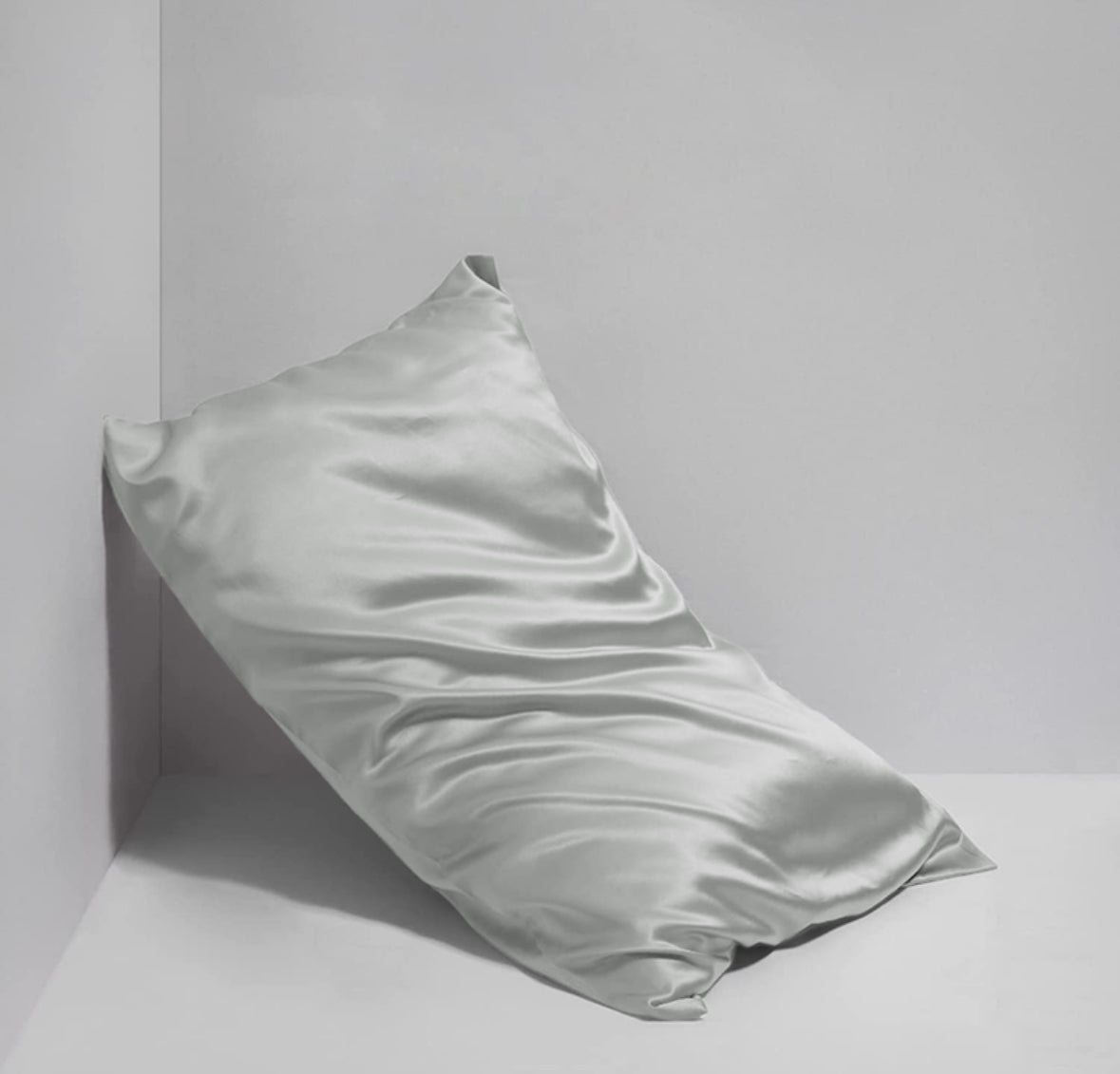 Mulberry zīda un satīna spilvendrāna pelēka